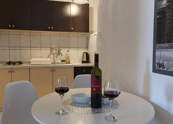 Apartment Zana Pirovac